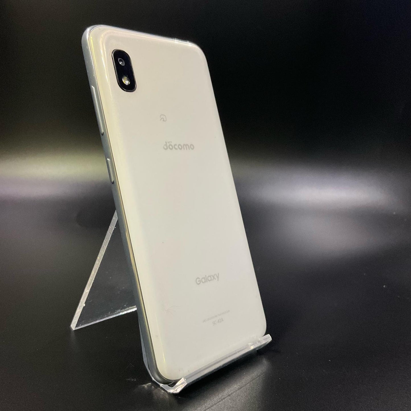 【全額返金保証】【最速発送】SAMSUNG Galaxy A21 64GB ホワイト docomo SC-42A 白ロム 動作確認済