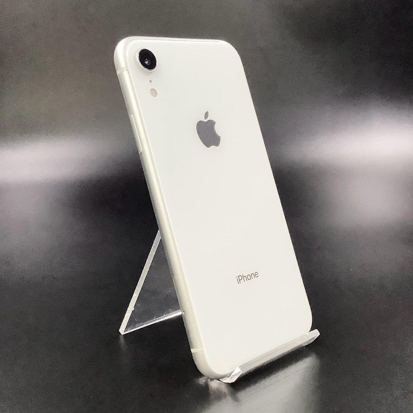 【全額返金保証】【最速発送】Apple iPhone iPhone XR 128GB ホワイト docomo 白ロム 動作確認済 81%