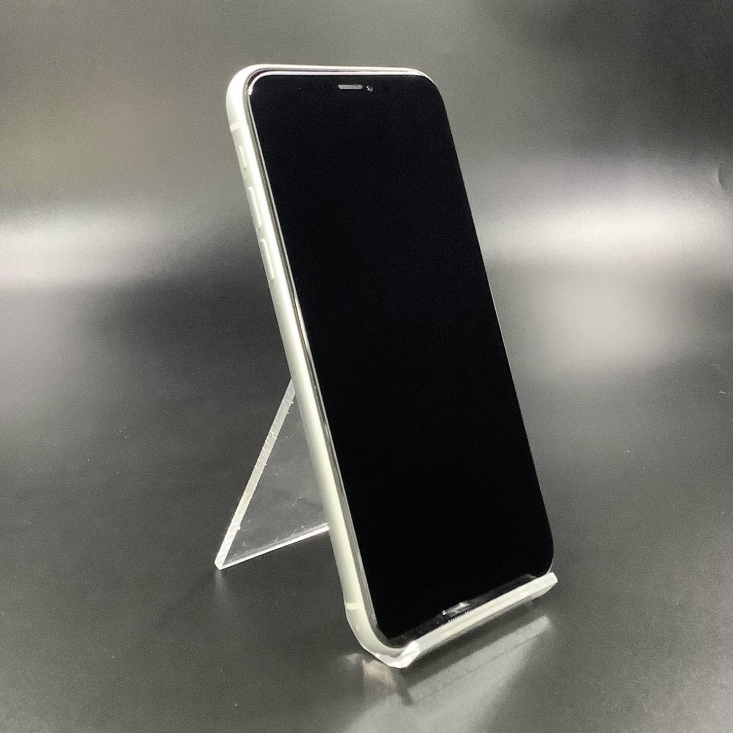 【全額返金保証】【最速発送】Apple iPhone iPhone XR 128GB ホワイト docomo 白ロム 動作確認済 81%