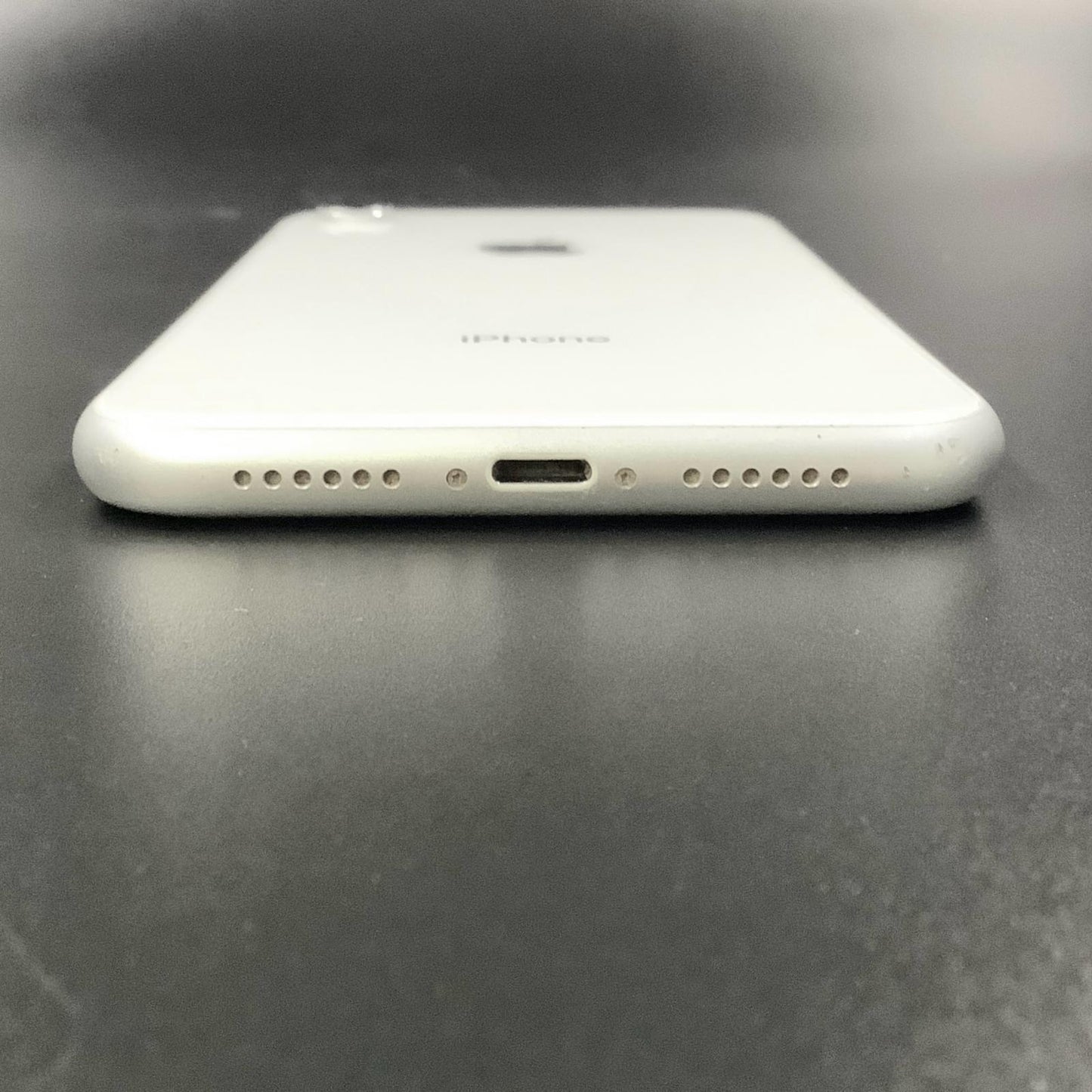 【全額返金保証】【最速発送】Apple iPhone iPhone XR 128GB ホワイト docomo 白ロム 動作確認済 81%