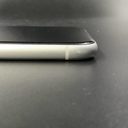 【全額返金保証】【最速発送】Apple iPhone iPhone XR 128GB ホワイト docomo 白ロム 動作確認済 81%