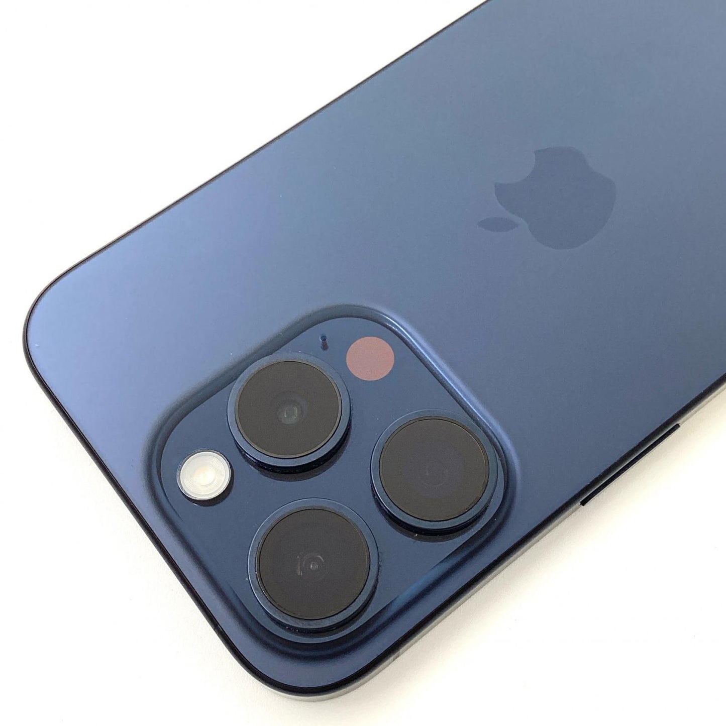 【全額返金保証】【最速発送】Apple iPhone iPhone Pro 15 Pro 256GB ブルーチタニウム SIMフリー 白ロム 動作確認済 88%