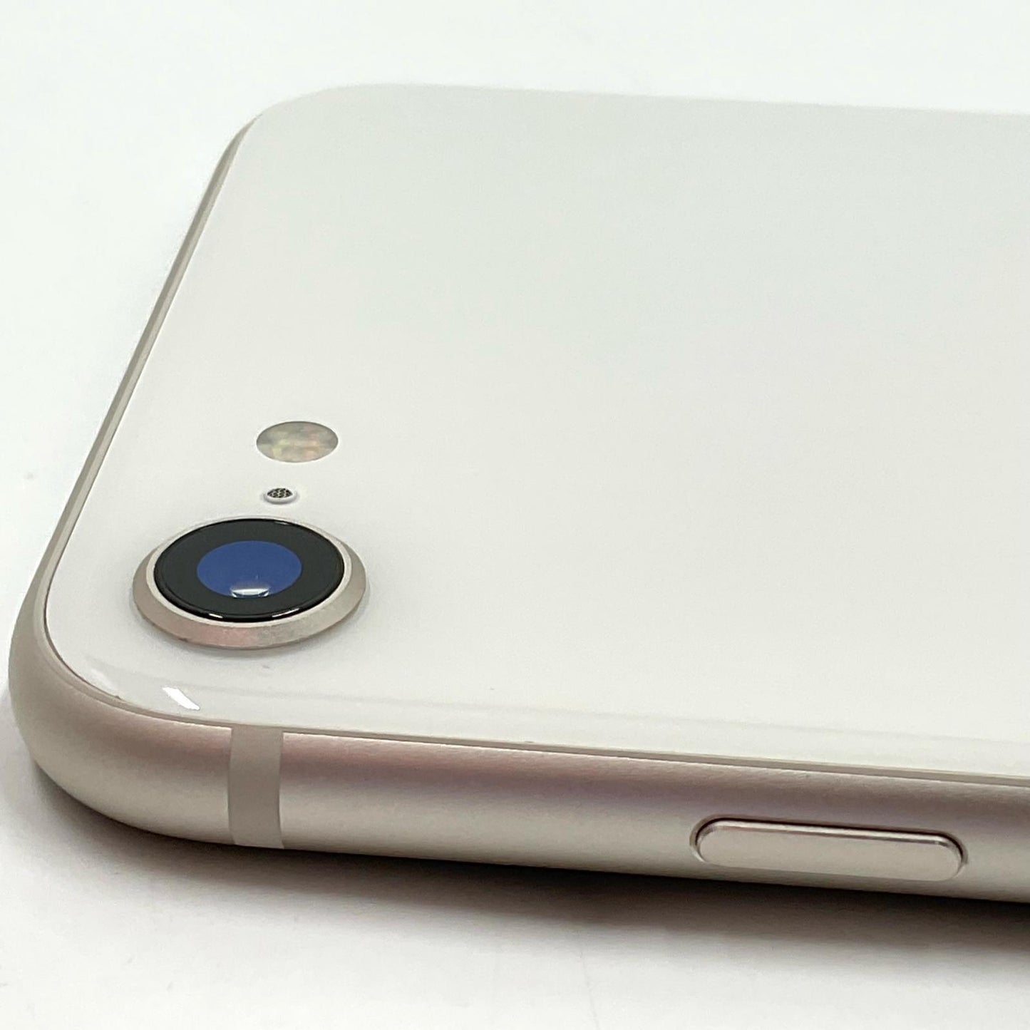 【全額返金保証】【最速発送】Apple iPhone iPhone SE（第3世代） 64GB スターライト Softbank 白ロム 美品 動作確認済 94%