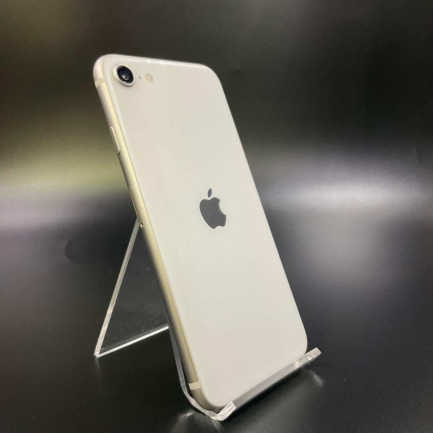 【全額返金保証】【最速発送】Apple iPhone iPhone SE（第3世代） 64GB スターライト Softbank 白ロム 動作確認済 96%