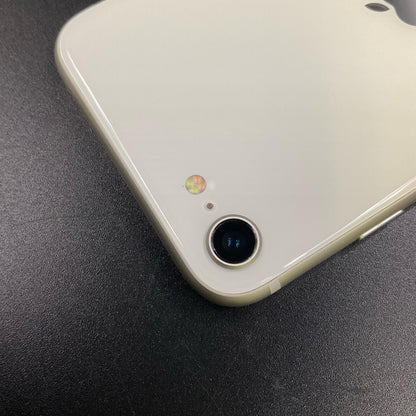 【全額返金保証】【最速発送】Apple iPhone iPhone SE（第3世代） 64GB スターライト Softbank 白ロム 動作確認済 96%