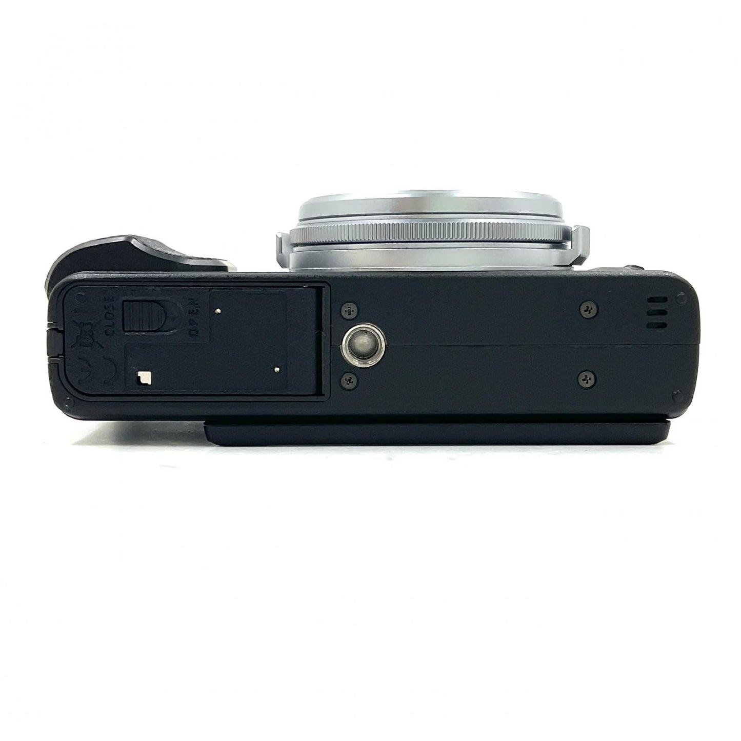 【全額返金保証】【最速発送】FUJIFILM コンパクトデジタルカメラ X70 [シルバー] 動作確認済