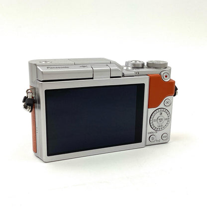 【全額返金保証】【最速発送】Panasonic デジタル一眼 LUMIX DC-GF10W-D ダブルレンズキット オレンジ 美品 動作確認済