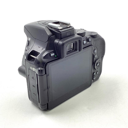 【全額返金保証】【最速発送】Nikon デジタル一眼 D5600 ボディ ブラック 動作確認済