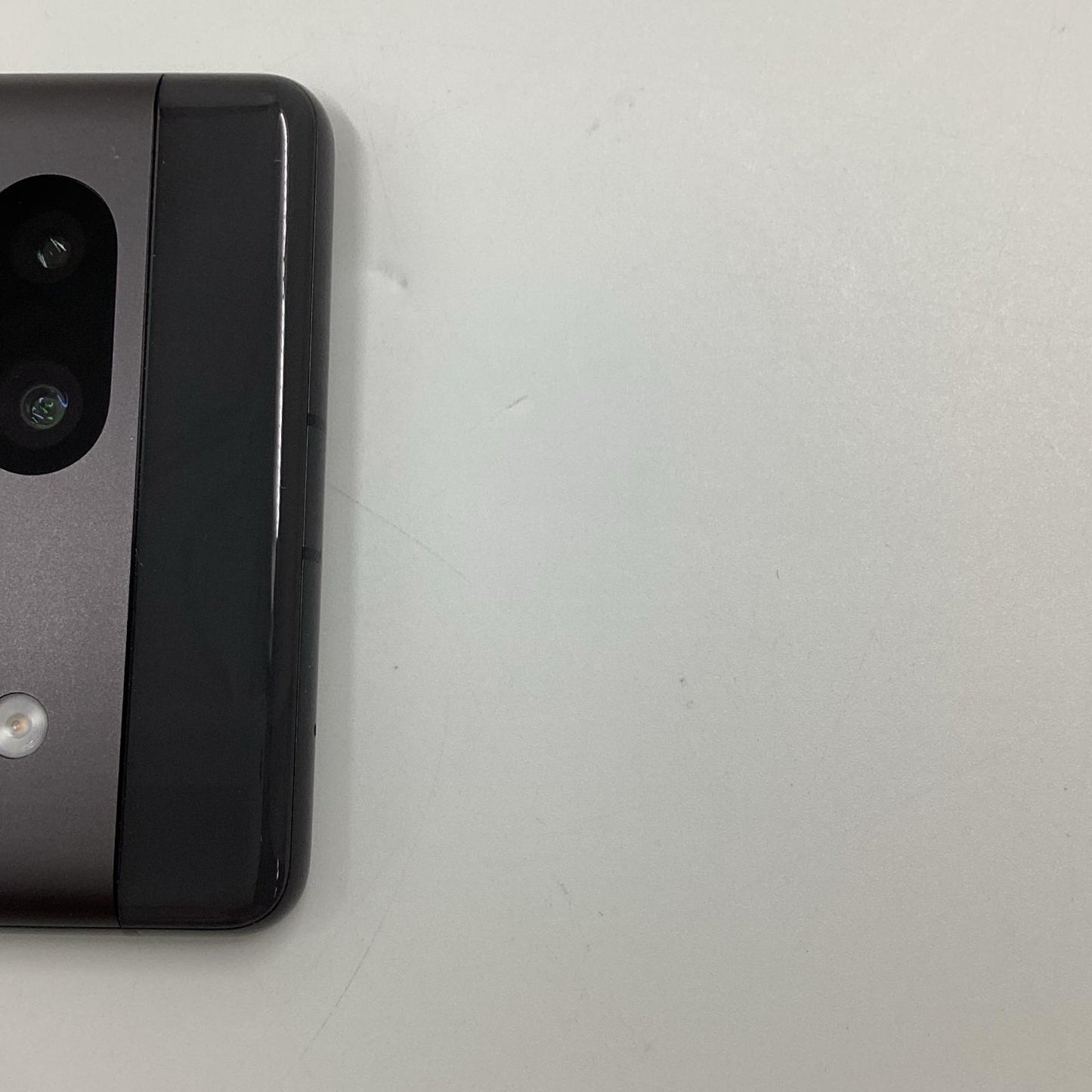 【全額返金保証】【最速発送】Google Pixel 7a 128GB チャコール au G82U8 白ロム 動作確認済