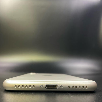 【全額返金保証】【最速発送】Apple iPhone iPhone SE（第3世代） 128GB スターライト SIMフリー 白ロム 美品 動作確認済 90%