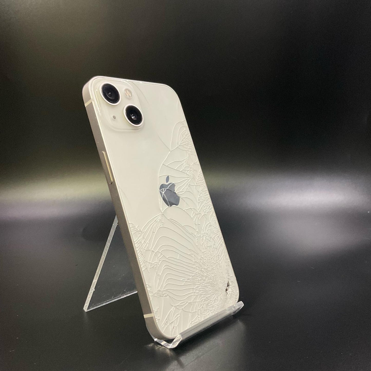 【最速発送】Apple iPhone iPhone 13 256GB スターライト docomo 白ロム【難有】 85%