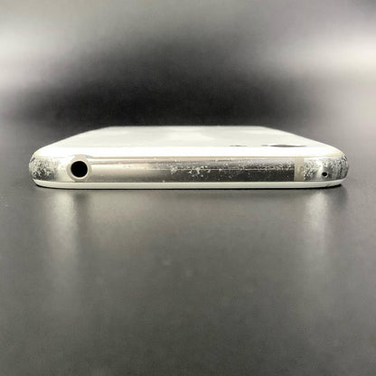 【全額返金保証】【最速発送】SHARP AQUOS Ｒ 64GB ジルコニアホワイト Softbank 605SH 白ロム 動作確認済