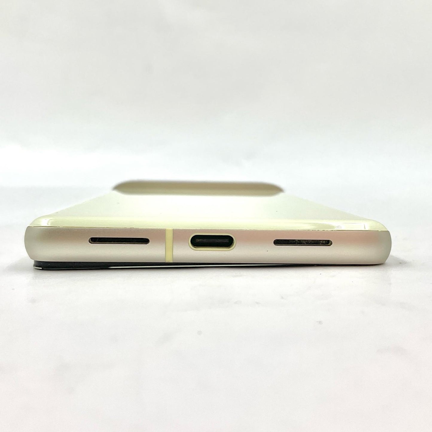 【最速発送】Google Pixel 7 128GB Lemongrass SIMフリー G03Z5 白ロム【難有】
