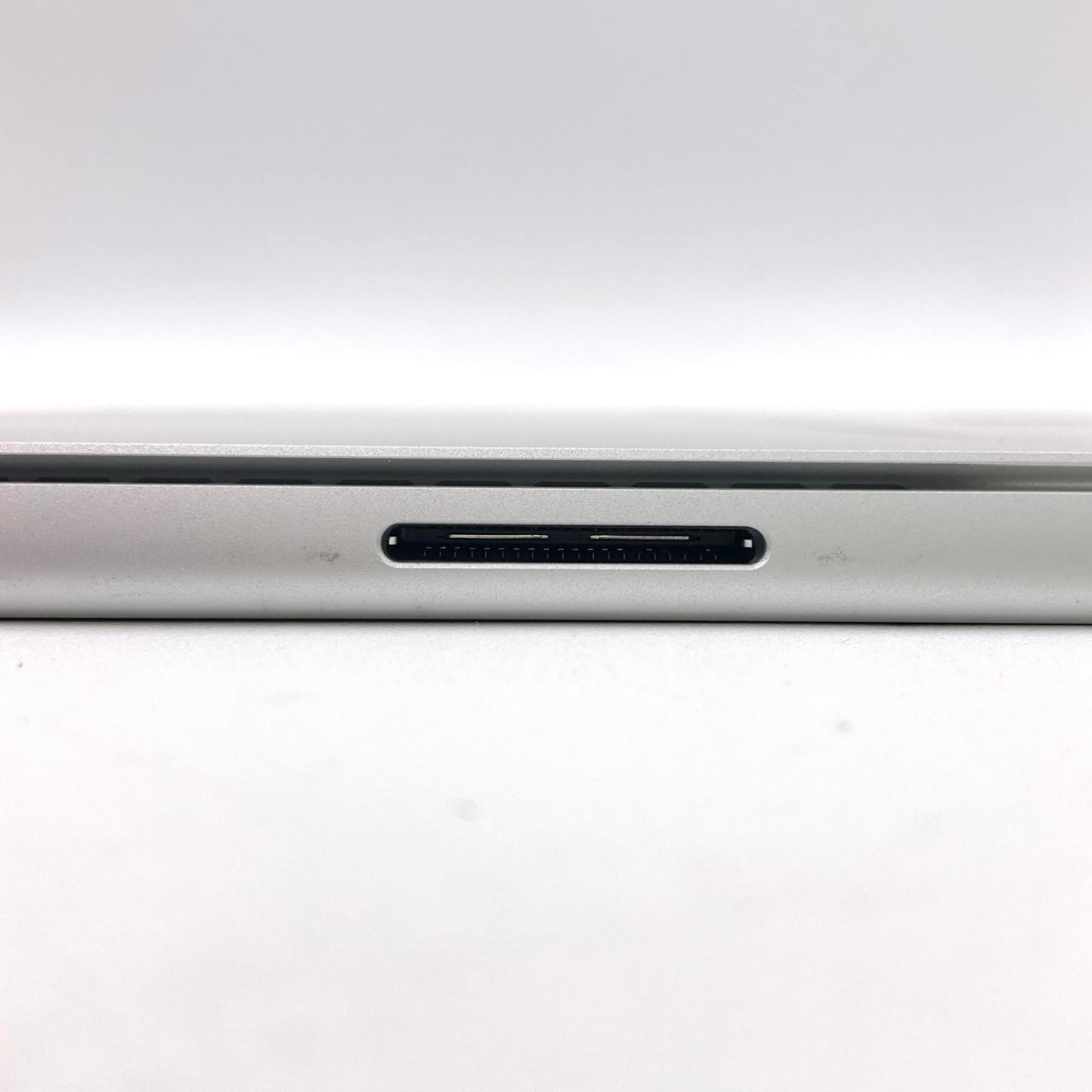 【全額返金保証】【最速発送】Microsoft Surface Pro 9 QF1-00011 2038 12th Gen Intel(R) Core(TM) i5-1245U 8GB M.2 SSD 256GB 95.2% 動作確認済