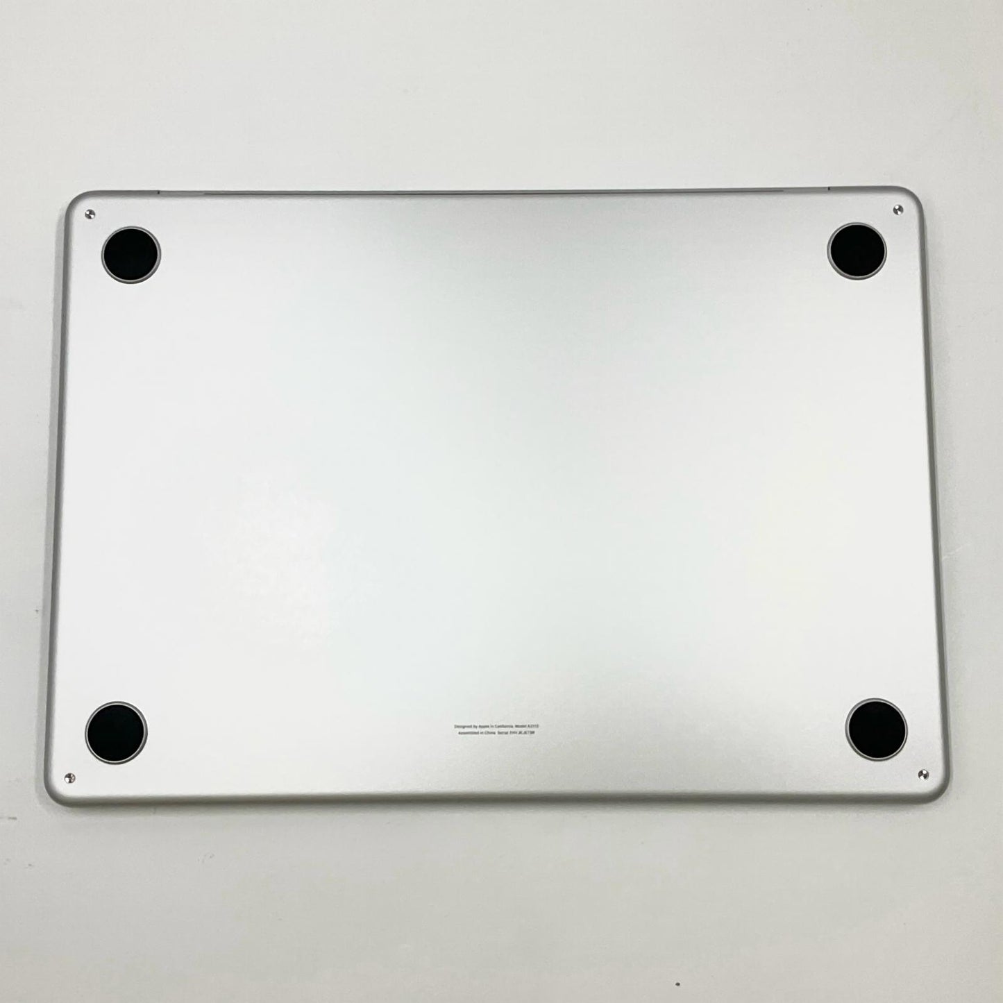 【全額返金保証】【最速発送】Apple MacBook Air 13.6インチ 2024 Apple M3 16GB SSD 512GB シルバー 100% 超美品 動作確認済
