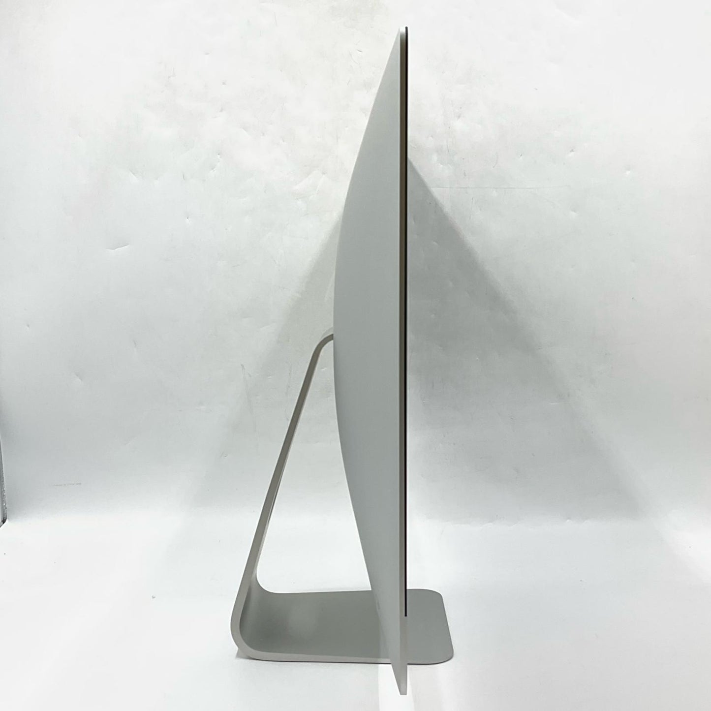 【全額返金保証】【最速発送】Apple iMac 27インチ 4GHz クアッドコア Intel Core i7 32GB フュージョンドライブ 1TB シルバー 動作確認済