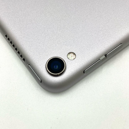 【最速発送】Apple iPad Pro 10.5インチ 第1世代 64GB シルバー Wi-Fi【難有】