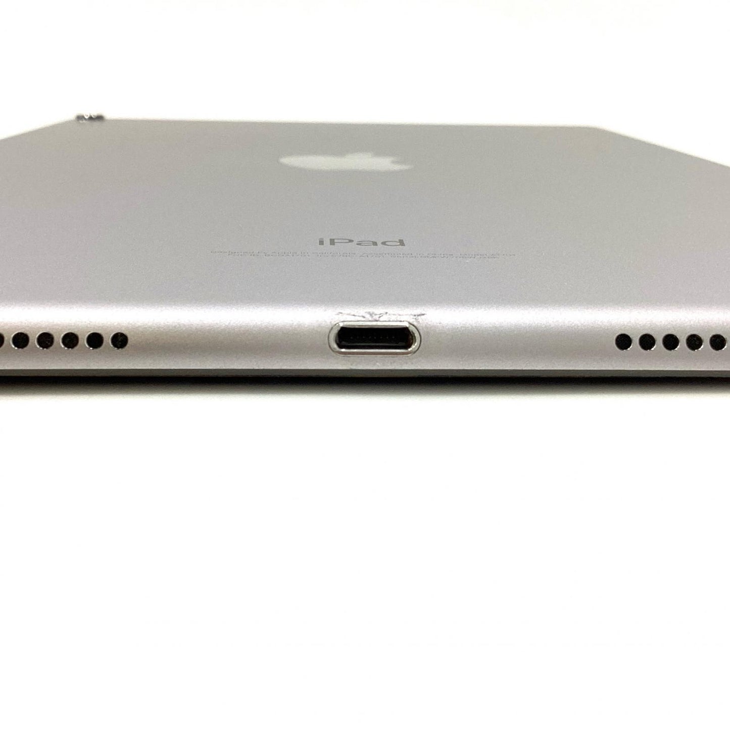 【最速発送】Apple iPad Pro 10.5インチ 第1世代 64GB シルバー Wi-Fi【難有】