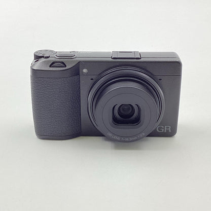 【全額返金保証】【最速発送】RICOH コンパクトデジタルカメラ GR III 超美品 動作確認済
