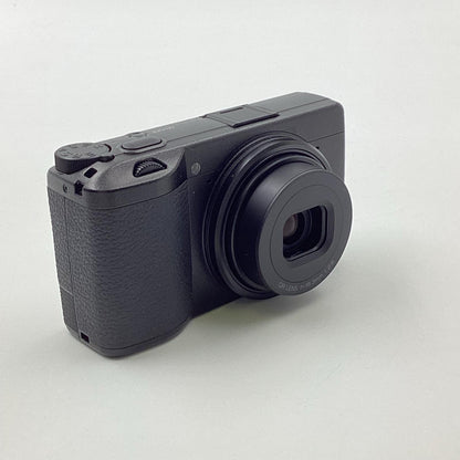 【全額返金保証】【最速発送】RICOH コンパクトデジタルカメラ GR III 超美品 動作確認済