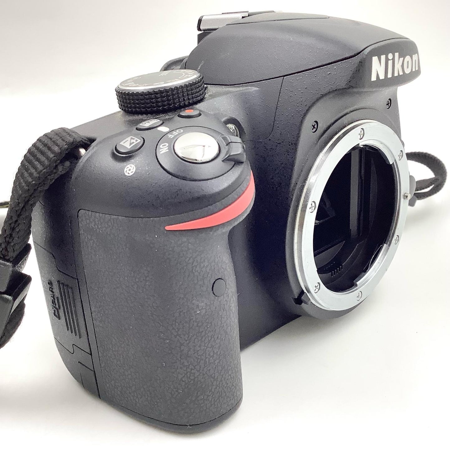 【全額返金保証】【最速発送】Nikon デジタル一眼 D3200 ブラック 動作確認済