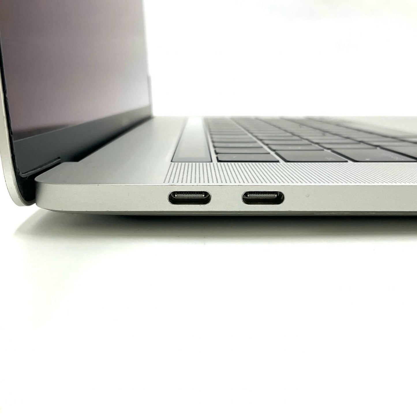【最速発送】Apple MacBook Pro 15インチ 2018 2.6 GHz 6コア Intel Core i7 16GB SSD 1TB シルバー【難有】