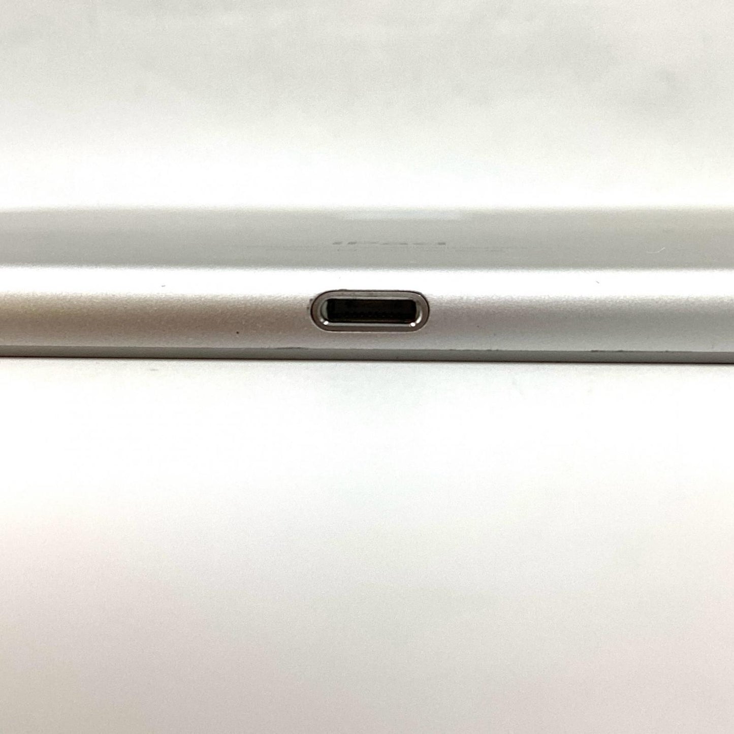【最速発送】Apple iPad Pro 12.9インチ 第1世代 128GB シルバー WiFi+Cellular Softbank【難有】
