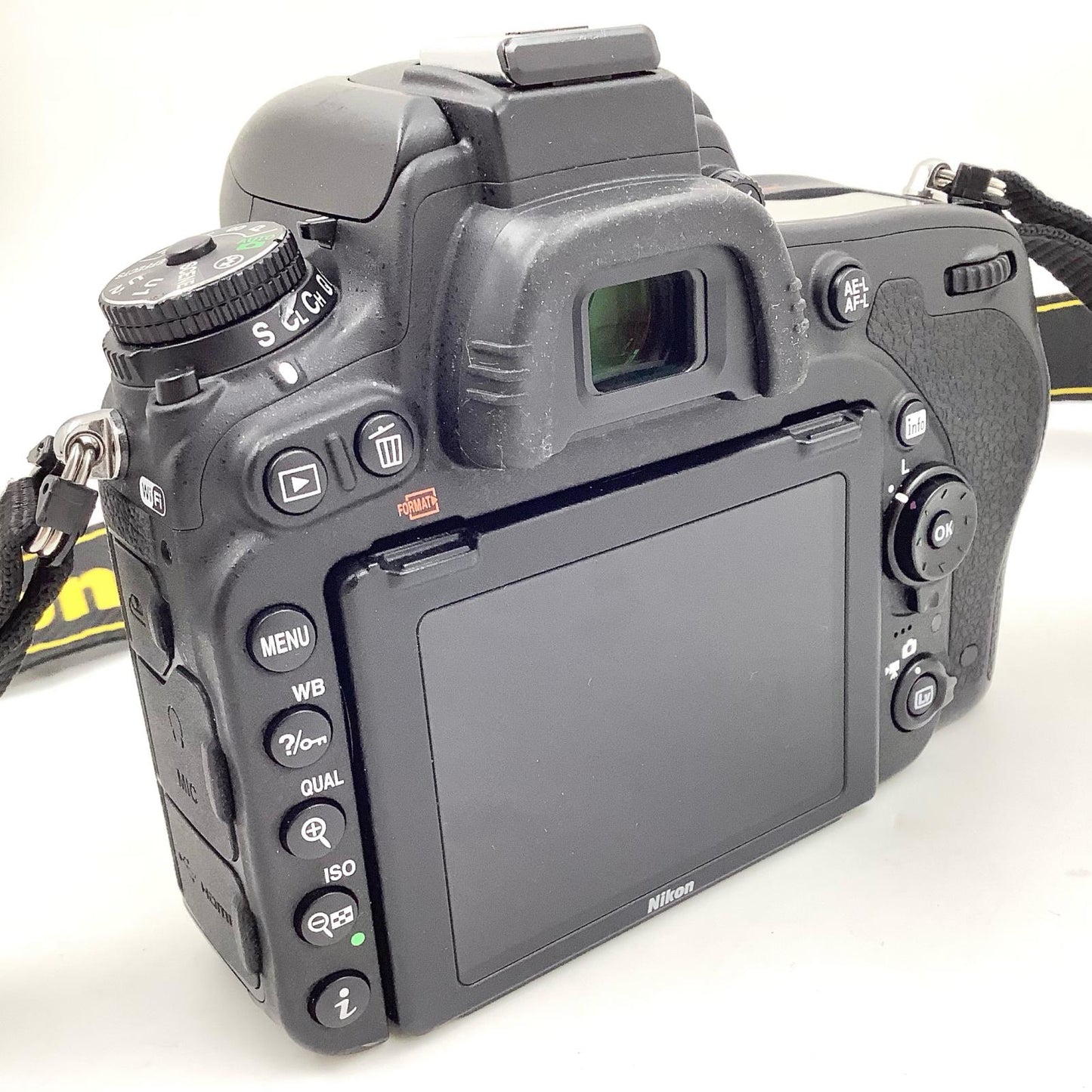 【最速発送】Nikon デジタル一眼 D750 ボディ ブラック ブラック【難有】