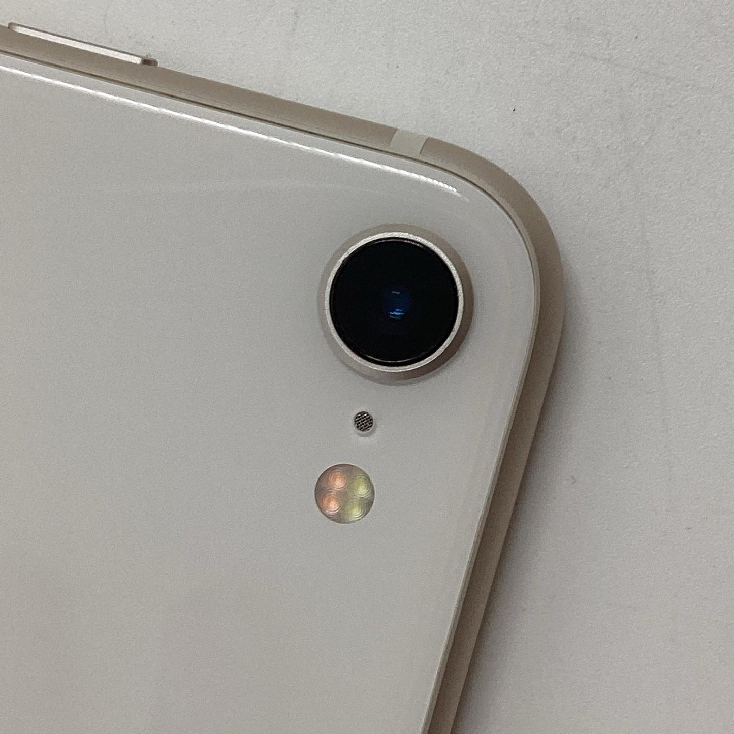 【全額返金保証】【最速発送】Apple iPhone iPhone SE（第3世代） 256GB スターライト Softbank SIMフリー 白ロム 動作確認済 80%