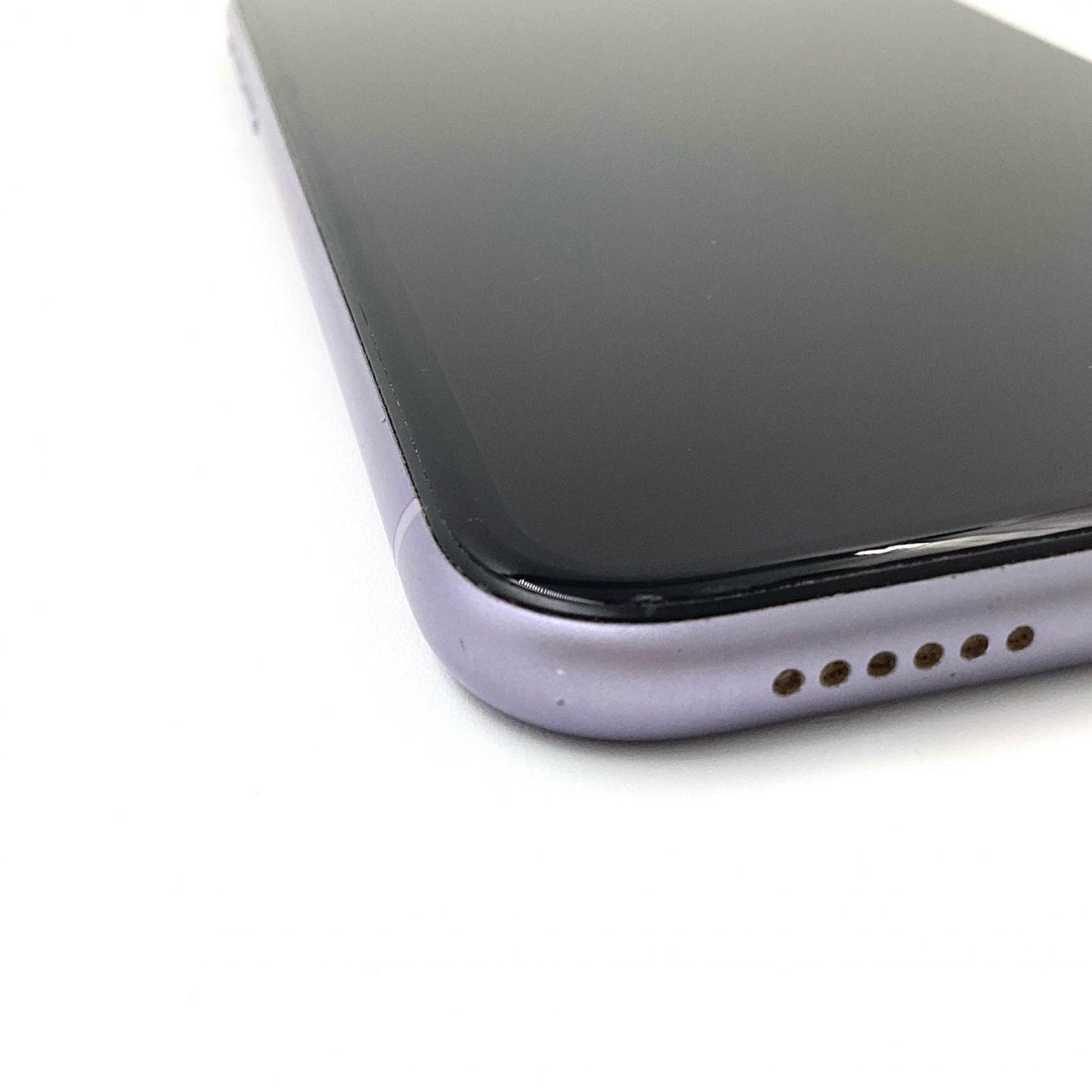 【全額返金保証】【最速発送】Apple iPhone iPhone 11 128GB パープル au 白ロム 動作確認済 71%