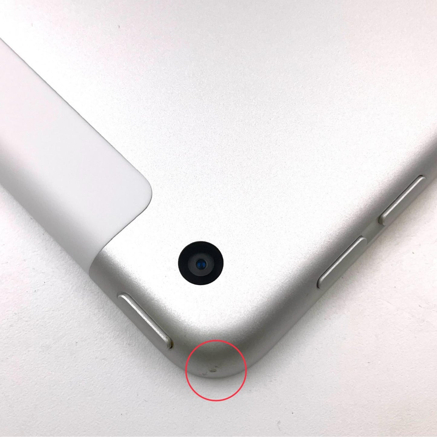【全額返金保証】【最速発送】Apple iPad iPad 10.2インチ 第7世代 32GB シルバー WiFi+Cellular SIMフリー 動作確認済