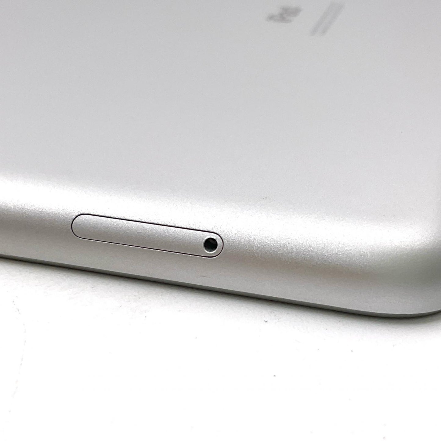 【全額返金保証】【最速発送】Apple iPad iPad 10.2インチ 第7世代 32GB シルバー WiFi+Cellular SIMフリー 動作確認済