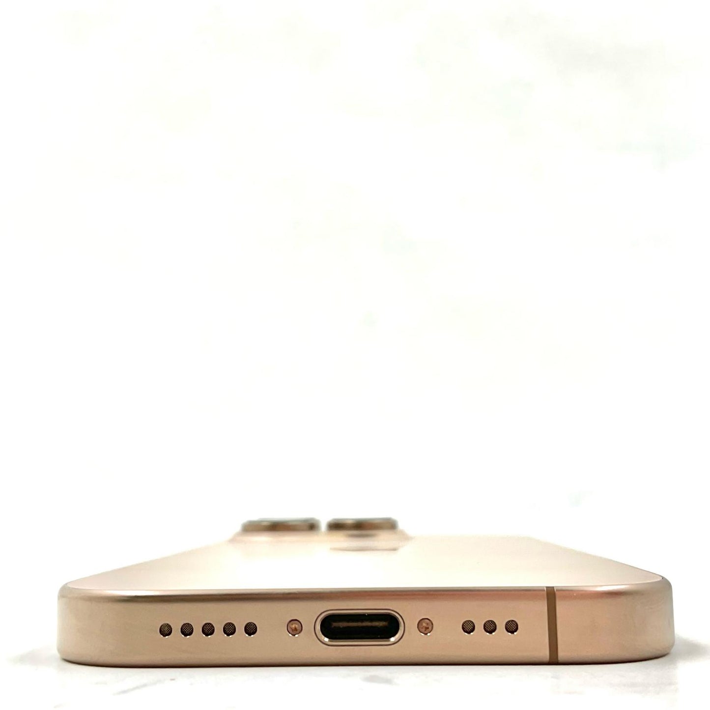 【全額返金保証】【最速発送】Apple iPhone iPhone 16 Pro 256GB デザートチタニウム docomo 白ロム 美品 動作確認済 95%
