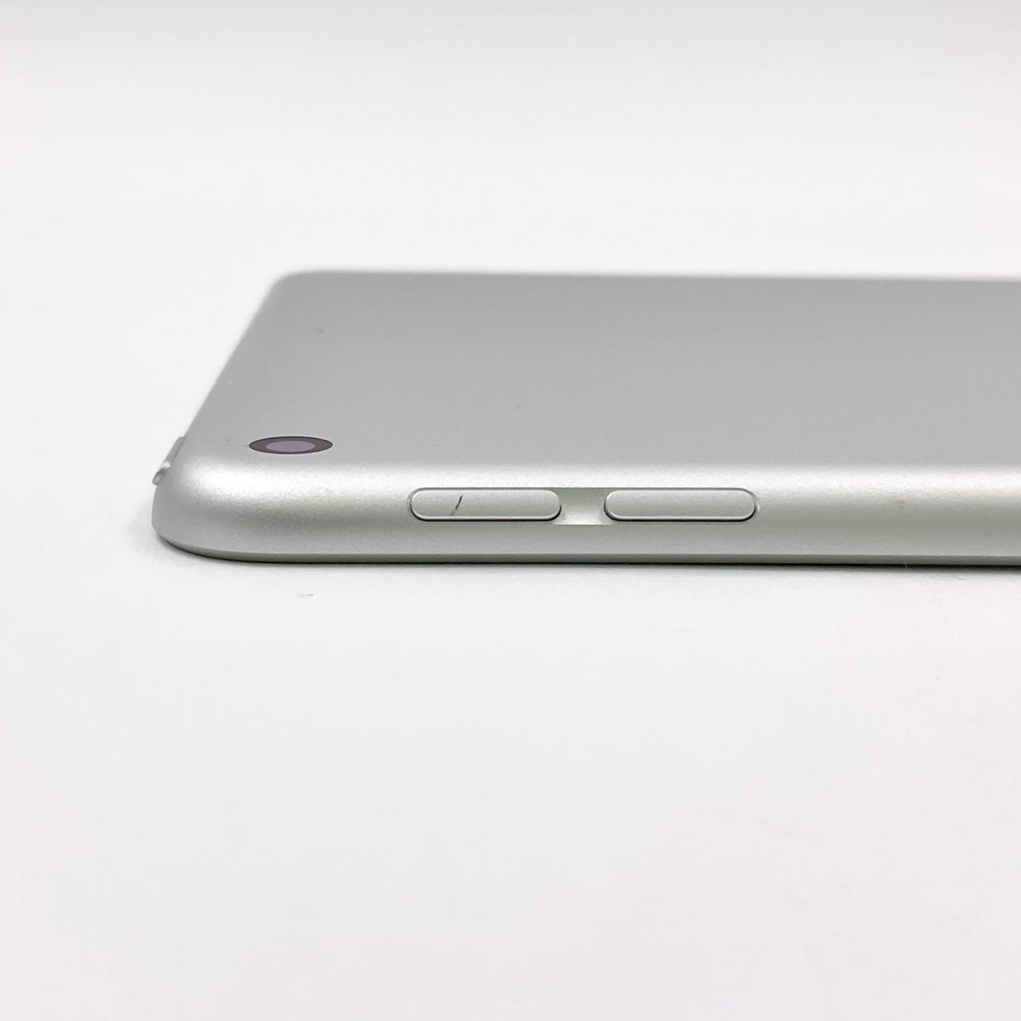 【全額返金保証】【最速発送】Apple iPad mini 7.9インチ 第5世代 64GB シルバー Wi-Fi 動作確認済
