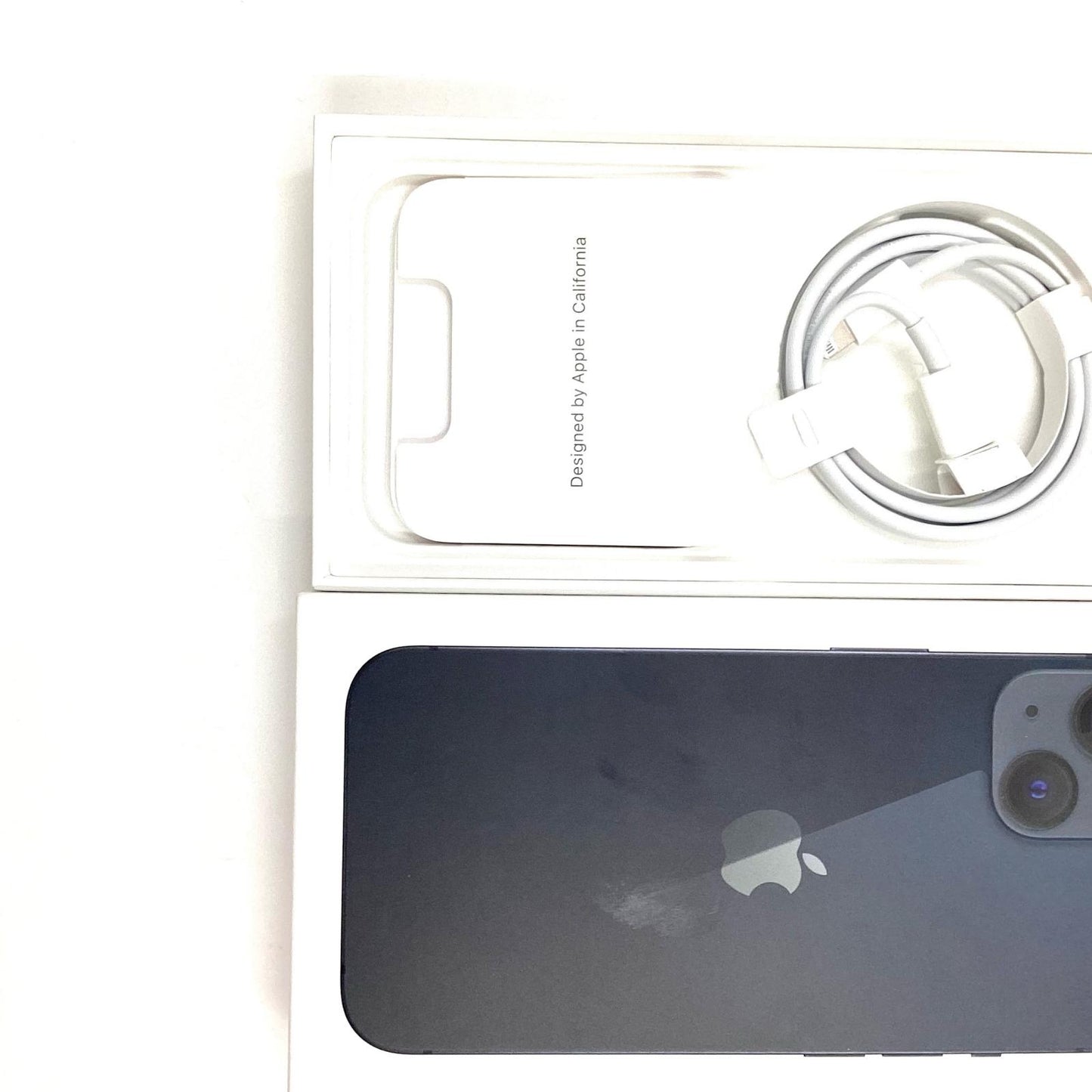 【全額返金保証】【最速発送】Apple iPhone iPhone 13 256GB ミッドナイト au SIMフリー 動作確認済 88%