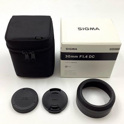 【全額返金保証】【最速発送】SIGMA 30mm F1.4 DC HSM [キヤノン用]　 超美品 動作確認済