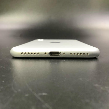【全額返金保証】【最速発送】Apple iPhone iPhone SE（第2世代） 128GB ホワイト mineo SIMフリー 白ロム 動作確認済 84%
