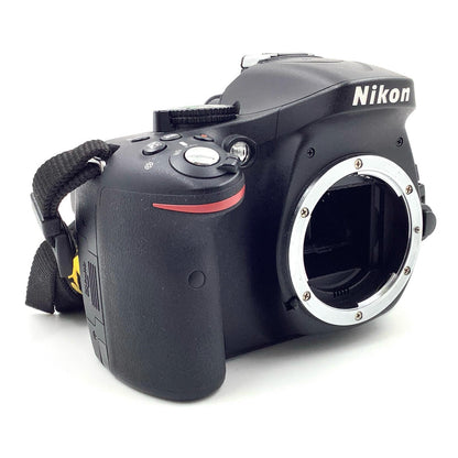 【全額返金保証】【最速発送】Nikon デジタル一眼 D5200 ボディ ブラック 美品 動作確認済