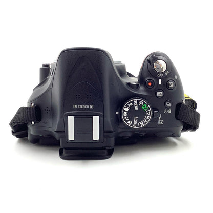 【全額返金保証】【最速発送】Nikon デジタル一眼 D5200 ボディ ブラック 美品 動作確認済