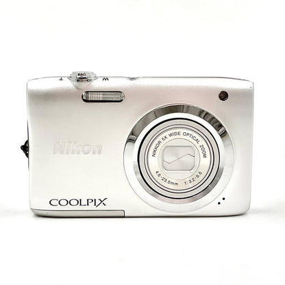 【全額返金保証】【最速発送】Nikon コンパクトデジタルカメラ COOLPIX A100 [シルバー] 動作確認済