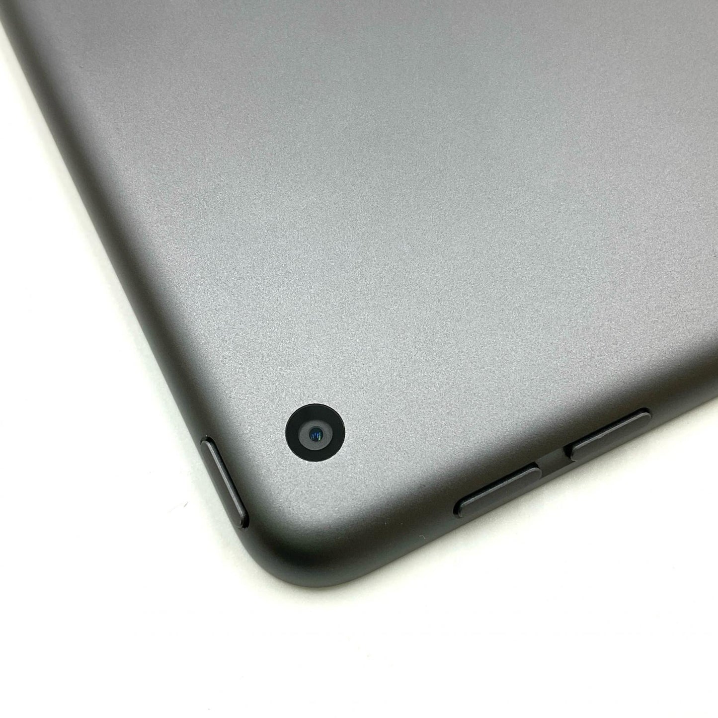 【全額返金保証】【最速発送】Apple iPad iPad 10.2インチ 第8世代 32GB スペースグレイ Wi-Fi 動作確認済