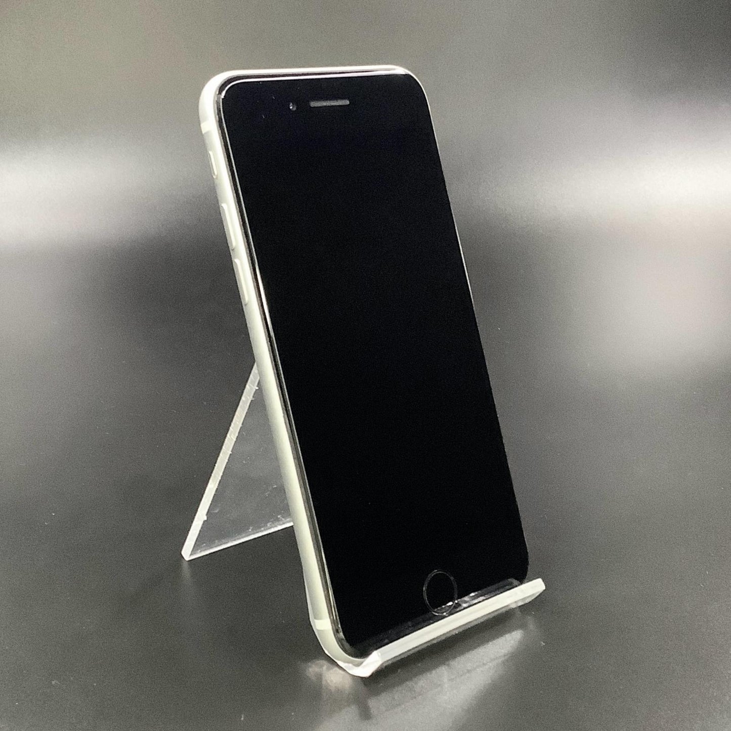 【全額返金保証】【最速発送】Apple iPhone iPhone SE（第2世代） 64GB ホワイト docomo 白ロム 動作確認済 78%