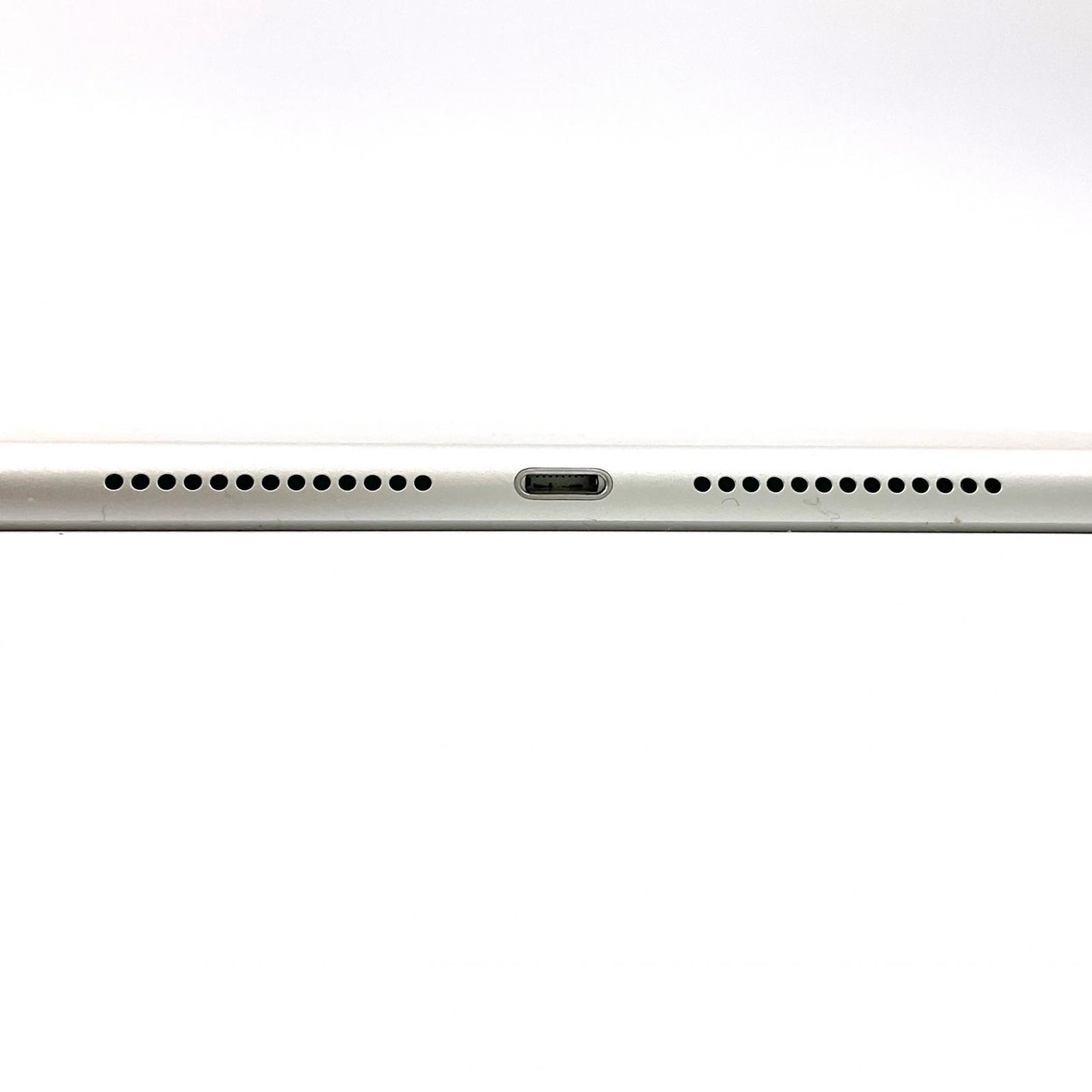 【全額返金保証】【最速発送】Apple iPad iPad 10.2インチ 第7世代 32GB シルバー WiFi+Cellular Softbank 白ロム 動作確認済