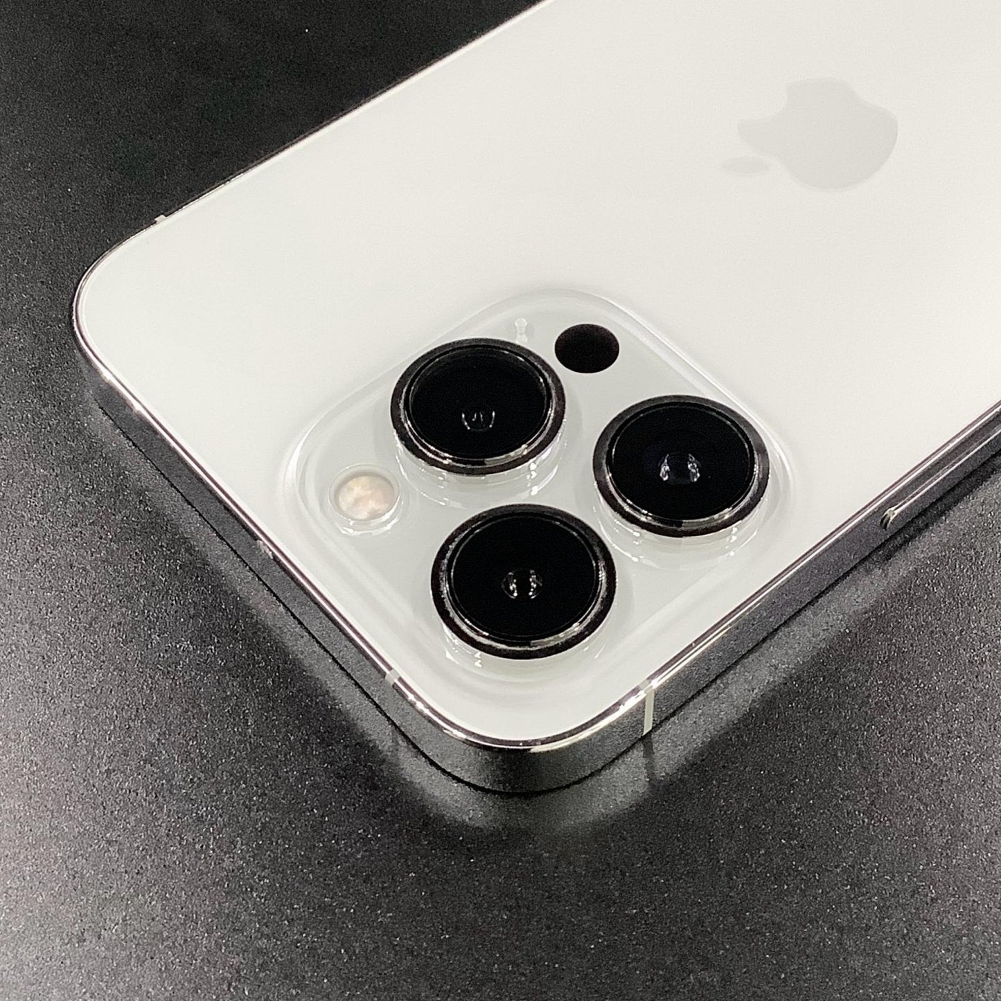 【全額返金保証】【最速発送】Apple iPhone iPhone 13 Pro 256GB シルバー 楽天モバイル 白ロム 動作確認済 83%