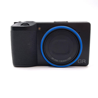 【全額返金保証】【最速発送】RICOH コンパクトデジタルカメラ RICOH GR III 超美品 動作確認済