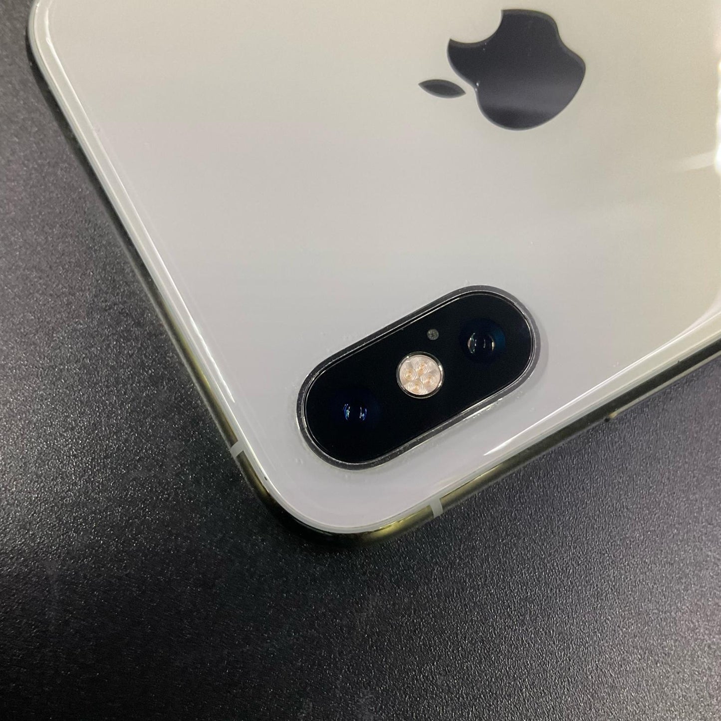 【最速発送】Apple iPhone iPhone XS 256GB シルバー Softbank 白ロム【難有】 74%