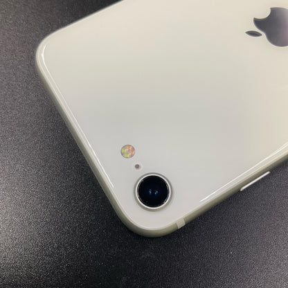 【全額返金保証】【最速発送】Apple iPhone iPhone SE（第2世代） 64GB ホワイト SIMフリー 白ロム 動作確認済 73%