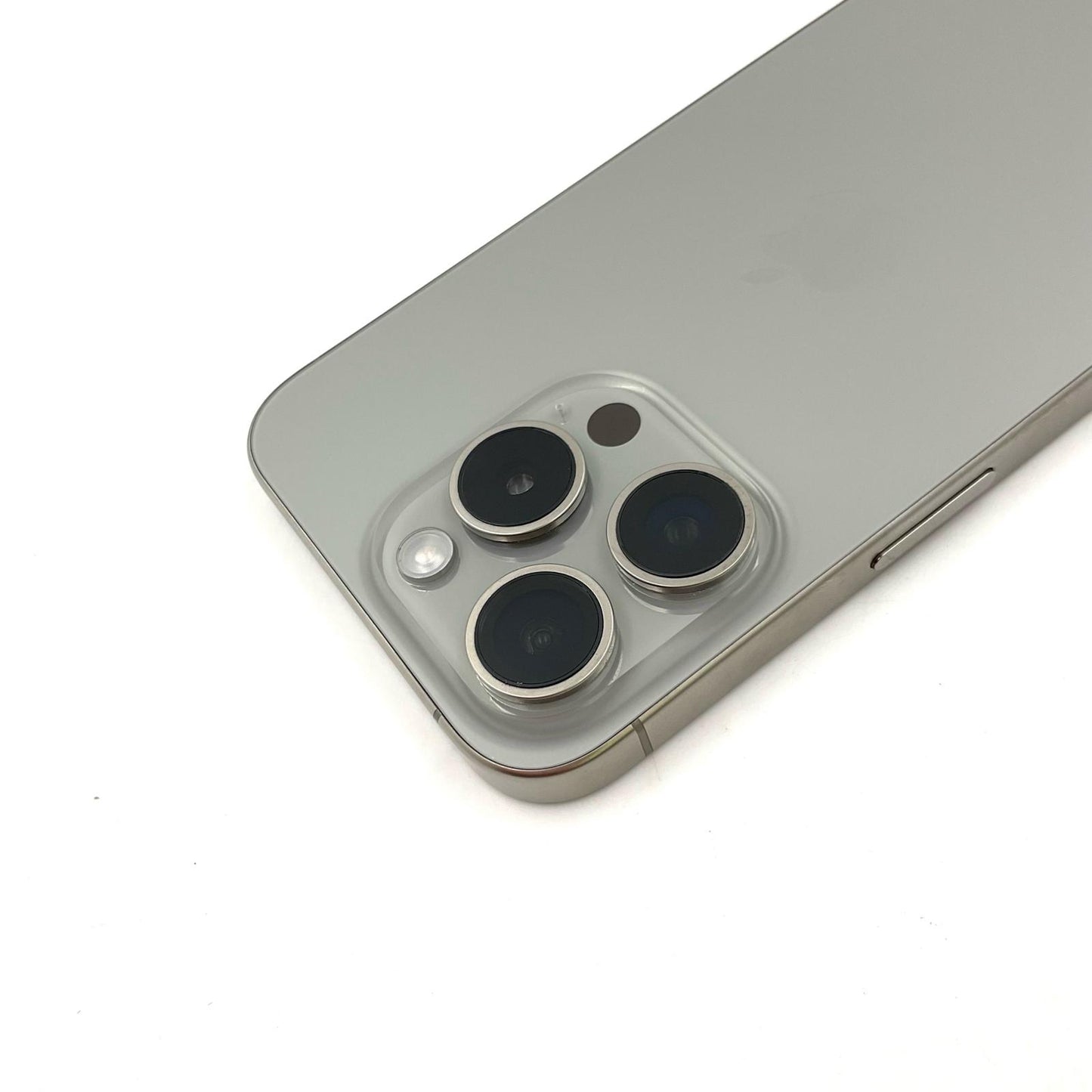 【全額返金保証】【最速発送】Apple iPhone iPhone 15 Pro 256GB ナチュラルチタニウム SIMフリー 白ロム 美品 動作確認済 90%