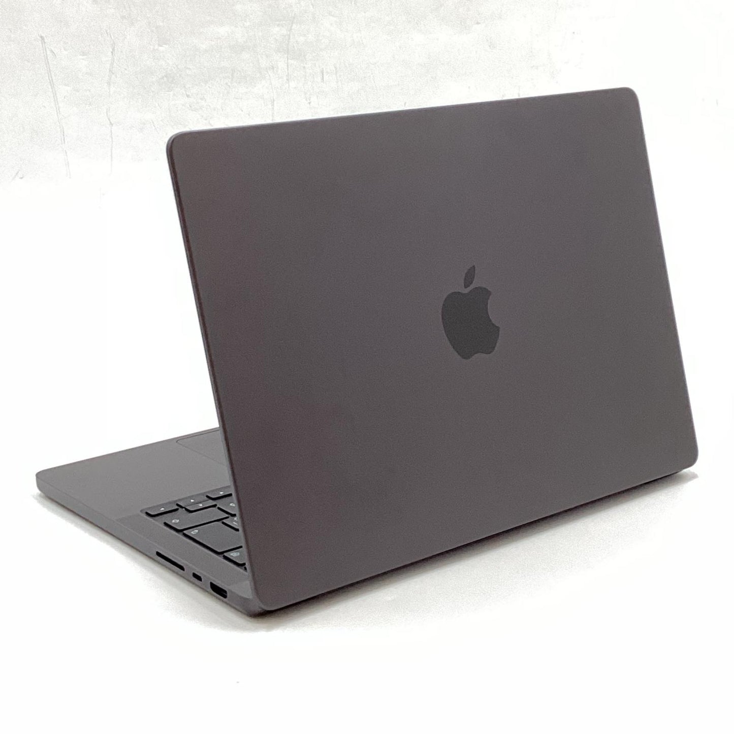 【全額返金保証】【最速発送】Apple MacBook Pro 14.2インチ 2024 Apple M4 16GB SSD 512GB スペースブラック 100% 美品 動作確認済