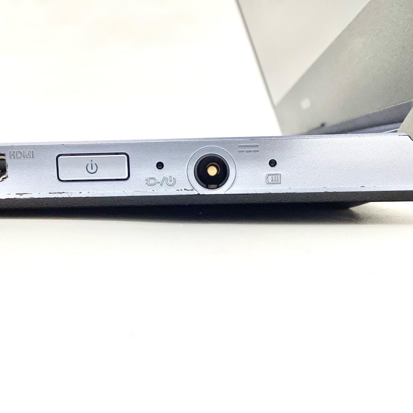【最速発送】MouseComputer DAIV 21034N-TGL-H Intel Core i7 1165G7 2.80GHz 32GB M.2 SSD 1TB GeForce GTX 1650 Ti 60.9%【難有】